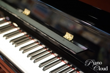 中古アップライトピアノ YUS1