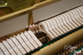 中古アップライトピアノ YUS1