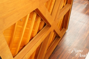 中古アップライトピアノ YUX