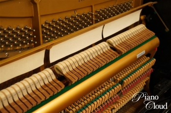 中古アップライトピアノ YUX