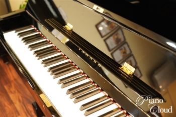 中古アップライトピアノ YUX