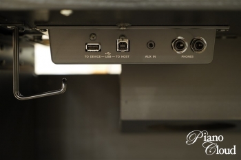  電子ピアノ CLP-775B