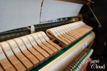 中古アップライトピアノ UX30A