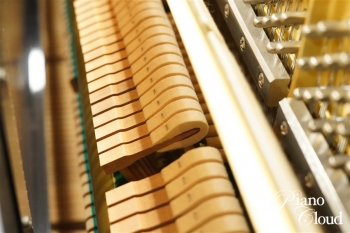 中古アップライトピアノ UX-3