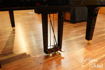 グランドピアノ C3X