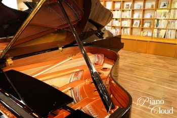 グランドピアノ C3X