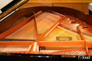 グランドピアノ C3X