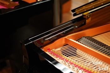 グランドピアノ C3X