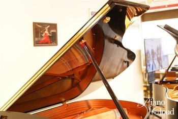 グランドピアノ C3X espressivo