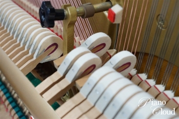 中古アップライトピアノ UX30A