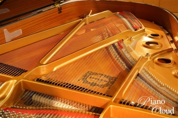 中古グランドピアノ C3E