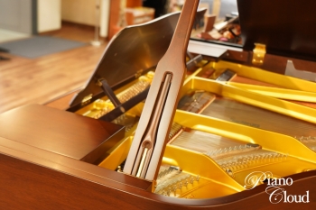 中古グランドピアノ G2E CP