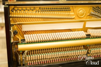 中古アップライトピアノ　U1H 消音機能付