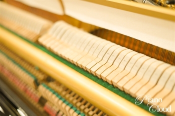 中古アップライトピアノ　U1H 消音機能付