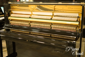 中古アップライトピアノ　U1H 消音機能付