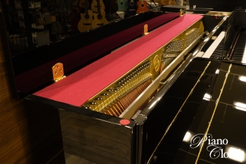 アップライトピアノ b113