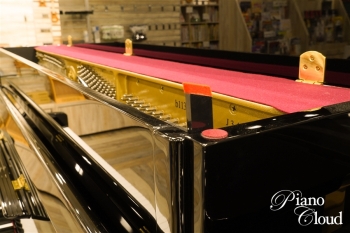 アップライトピアノ b113