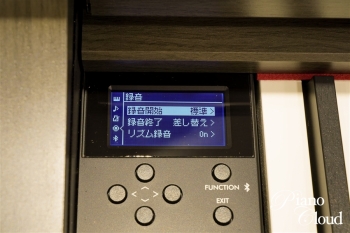 電子ピアノ CLP-745DW