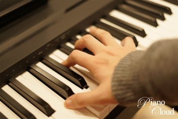 電子ピアノ　P-45