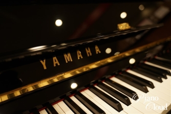 中古アップライトピアノ U100