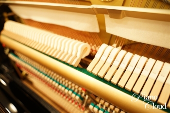 中古アップライトピアノ U100