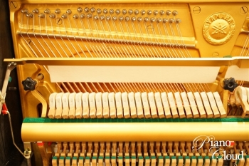 中古アップライトピアノ　UX