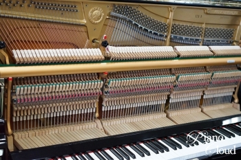 中古アップライトピアノ UX-3