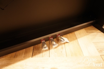 電子ピアノ　YDP-145B