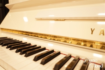 中古ピアノ　MX200MR