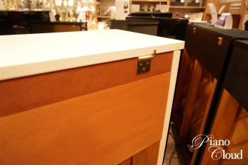 中古ピアノ　MX200MR