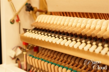 中古ピアノ　MX200MR