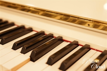 中古ピアノ　MX200MR