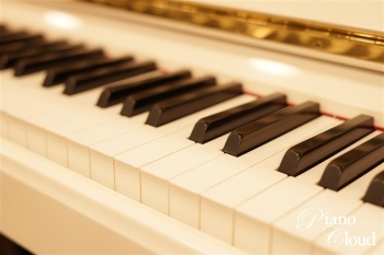 中古ピアノ　MX200MR