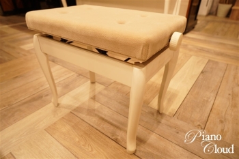 中古ピアノ　MX200MR