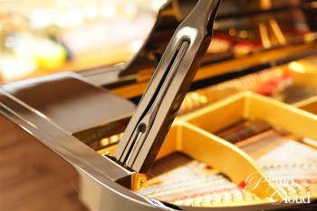 中古グランドピアノ G2A