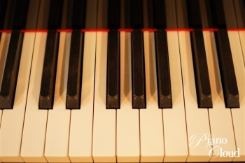 中古グランドピアノ C5