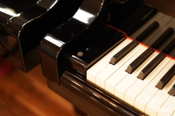 中古グランドピアノ C5