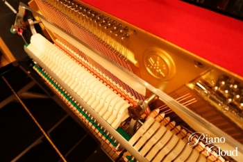 中古ピアノ　b113