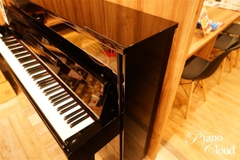 中古ピアノ　b113