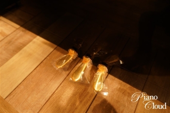 中古ピアノ　b113