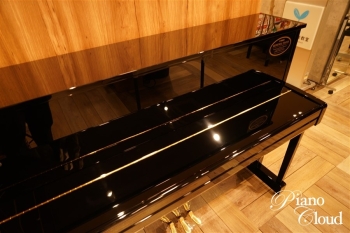 中古ピアノ　b113