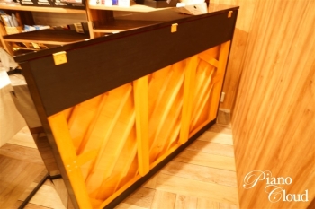 中古ピアノ　b113