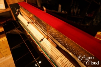 中古ピアノ　b113