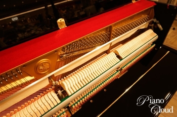 中古ピアノ　b113