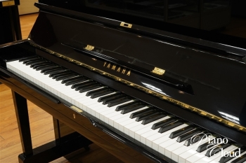 中古アップライトピアノ　U1A