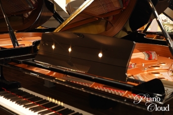 グランドピアノ C3X