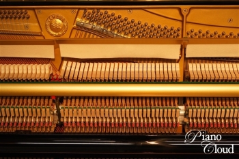 中古アップライトピアノ UX-1