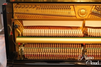 中古アップライトピアノ UX-1