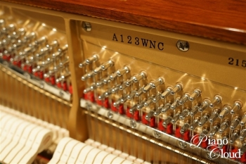 アップライトピアノ A123WNC