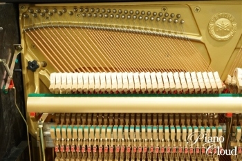 中古アップライトピアノ　UX10BL